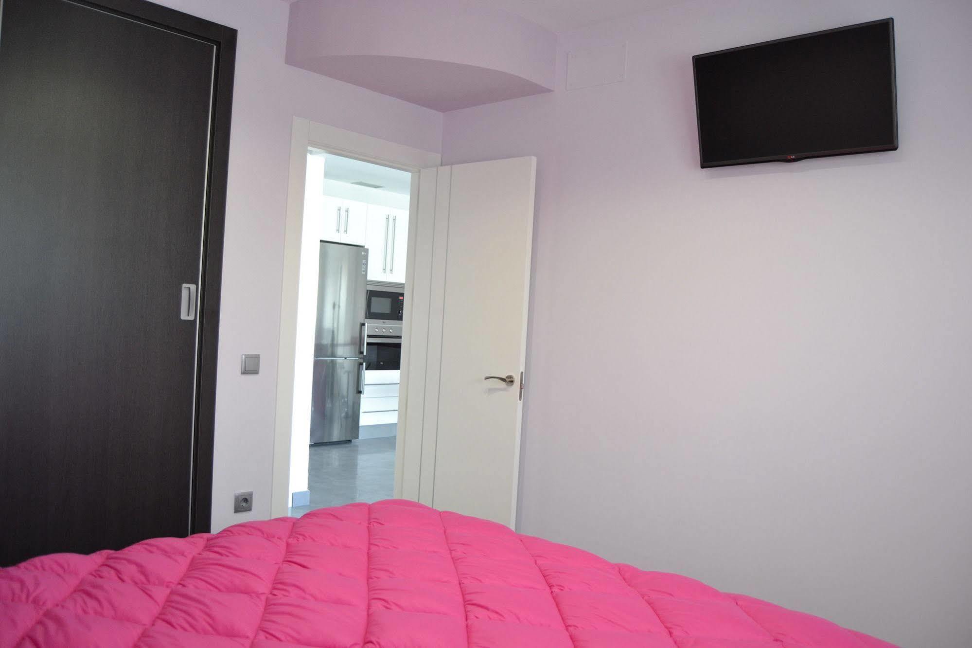 Apartamentos Turisticos Clavero Αλμάγκρο Εξωτερικό φωτογραφία